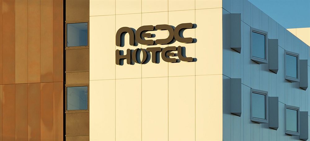 Nex Hotel タルブ エクステリア 写真